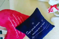 cuscini frasi amore velluto